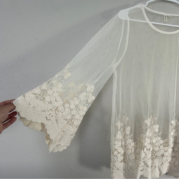 Ultra Pink OffWhite Cream Sheer Flowy Boho Bohemian Lace Blouse Summer Large - Picture 2 of 6